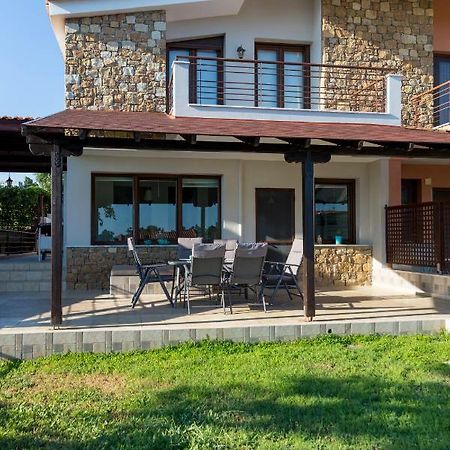 Villa Kristin 2 - 2Min Walk To Great Sandy, Shallow Beach Nikiti  Extérieur photo