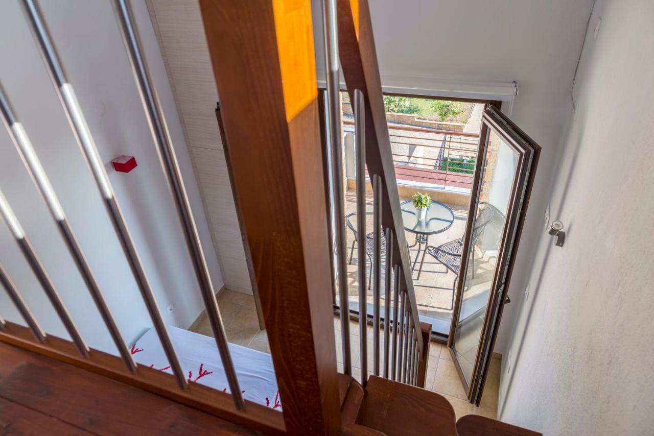 Villa Kristin 2 - 2Min Walk To Great Sandy, Shallow Beach Nikiti  Extérieur photo